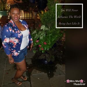 Meet your Posher, Mel